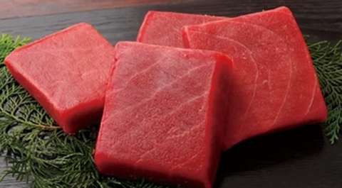 Fresh Blue Fin Tuna Akami (Saku)  Size: 8oz | マグロ赤身（スペイン産　重量 8oz）